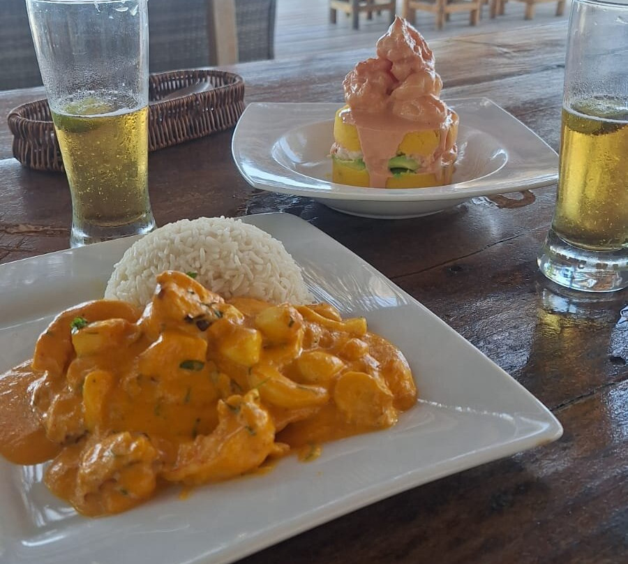 Baja Canoas Hotel主图