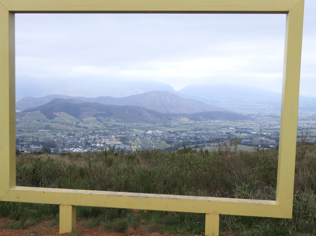 Mont Rochelle Nature Reserve-法兰舒克必去景点