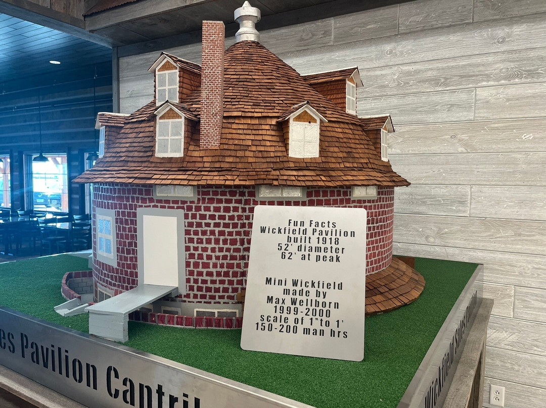 Dutchman's Store-Cantril必去景点