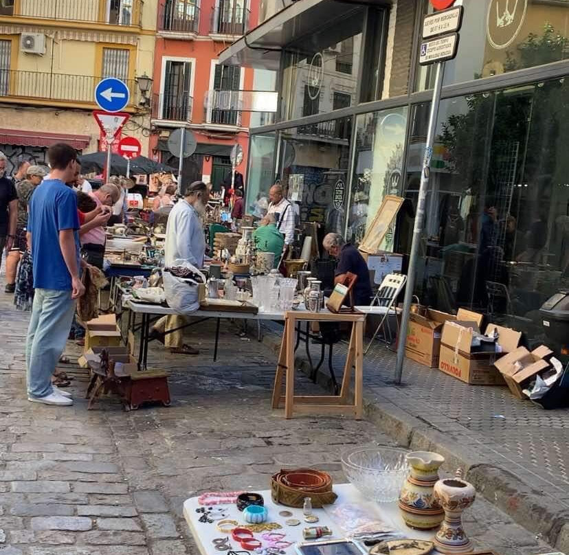 Mercadillo Historico El Jueves-塞维利亚必去景点