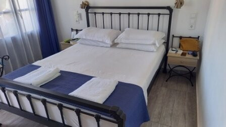 Almiriki Serifos主图