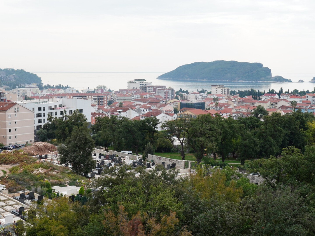 Chill and Go Aparthotel主图