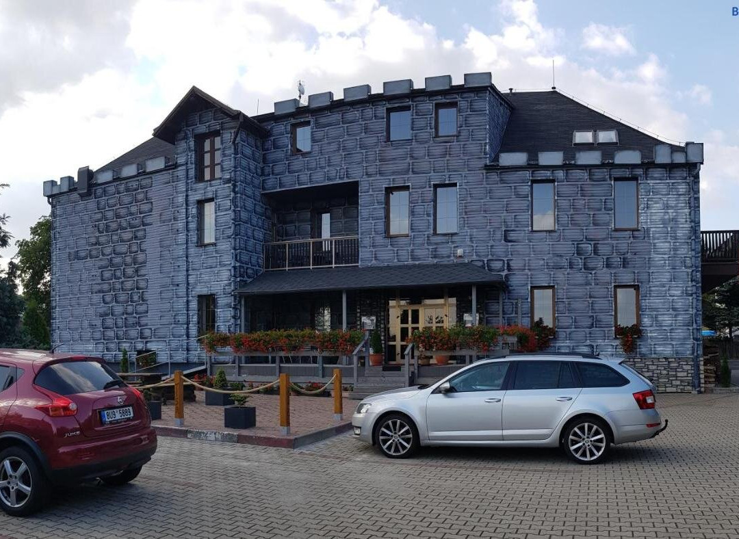 Hotel Camelot Tisá主图