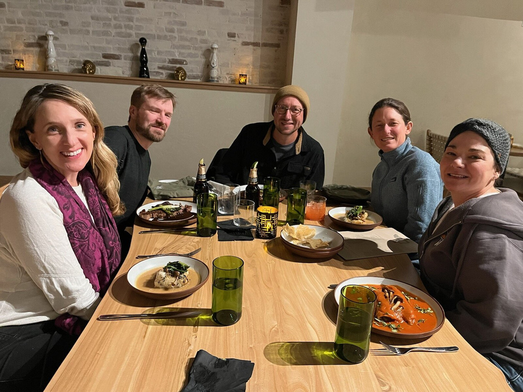 Madre Cocina y Lounge