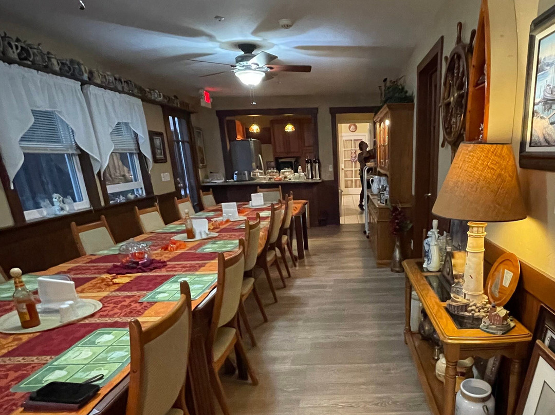 Shorelight Inn主图