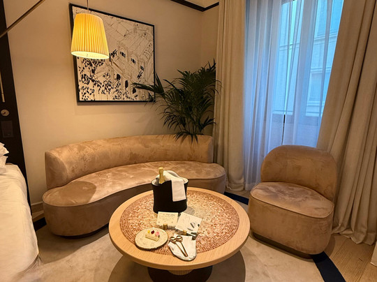 米兰海特公园酒店主图