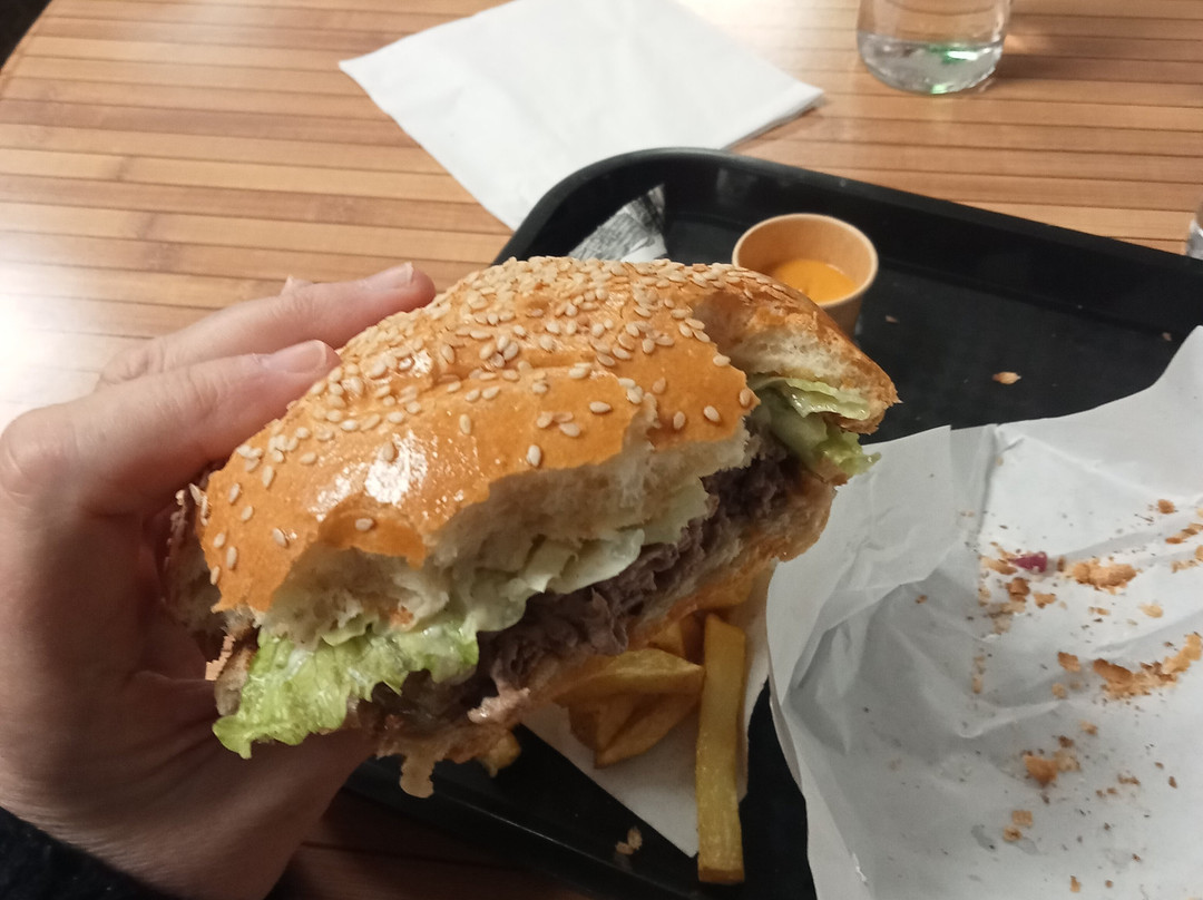 Burger And Salad Bar