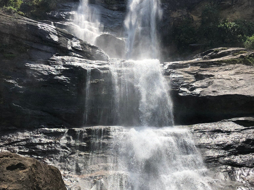 Kinole Waterfall-莫洛哥罗必去景点