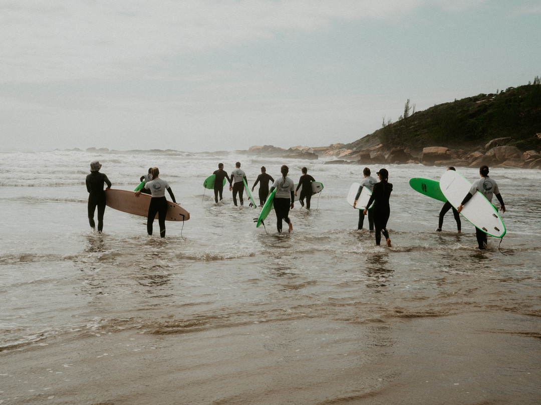 Alaia Escola De Surf-Praia do Rosa必去景点