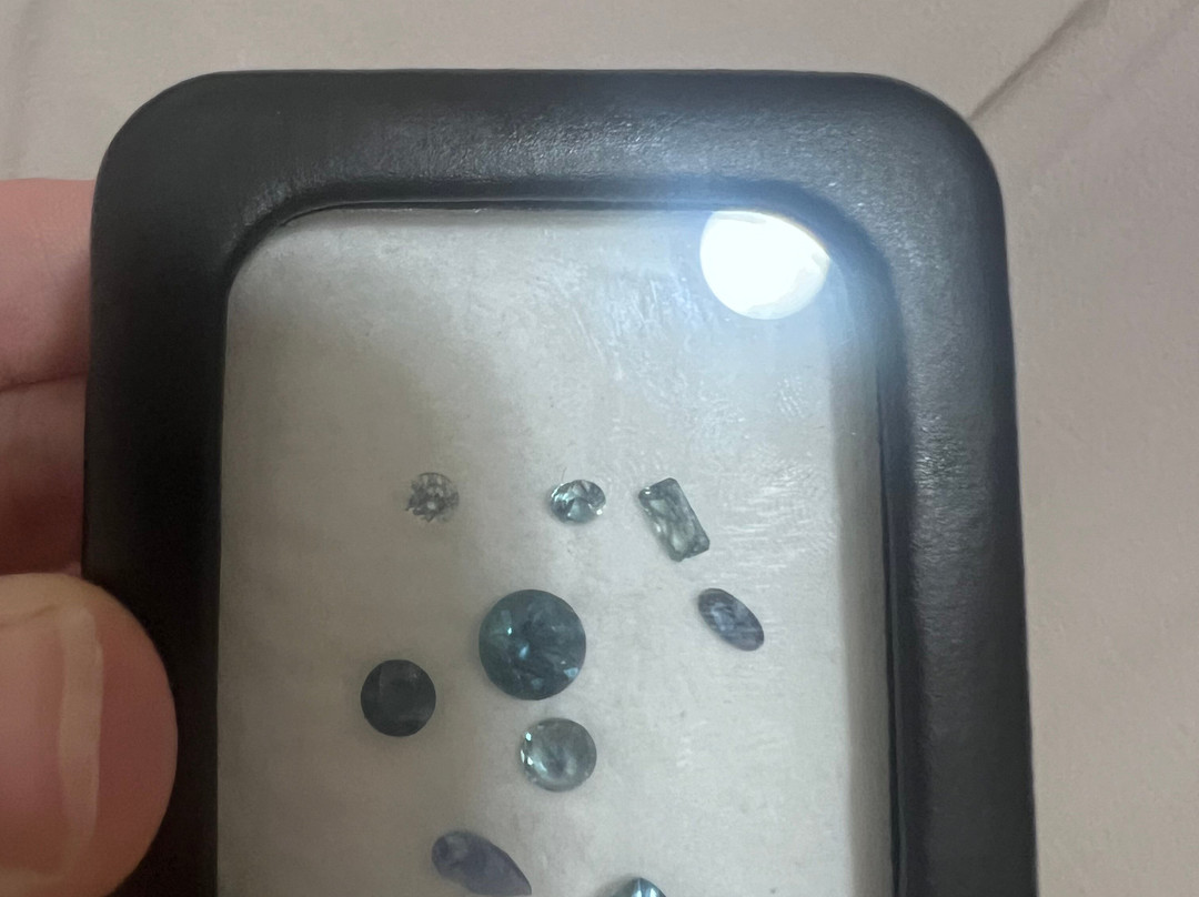 Gem Mountain Sapphire Mine景点图片