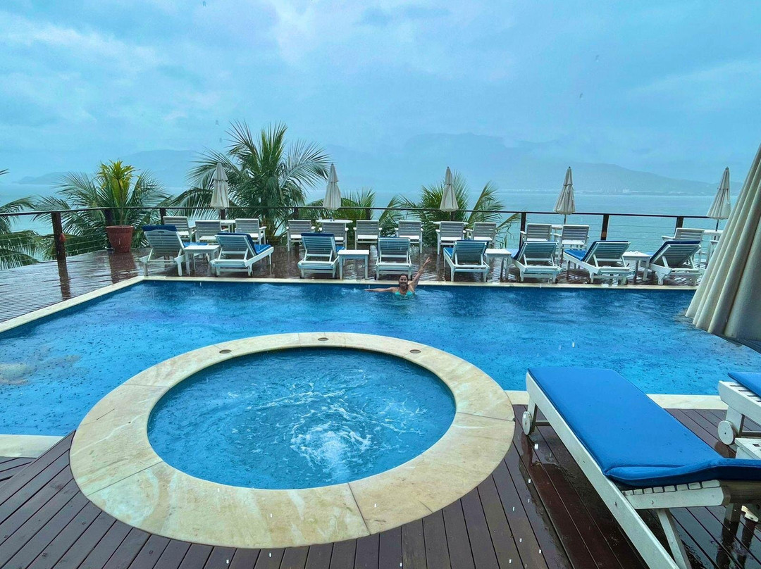 巴拉杜萍波尔图酒店主图