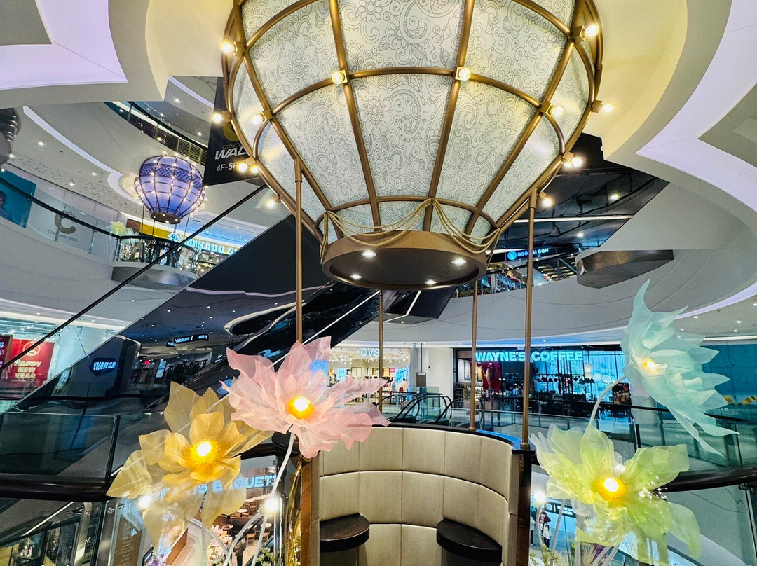 Crescent Mall景点图片