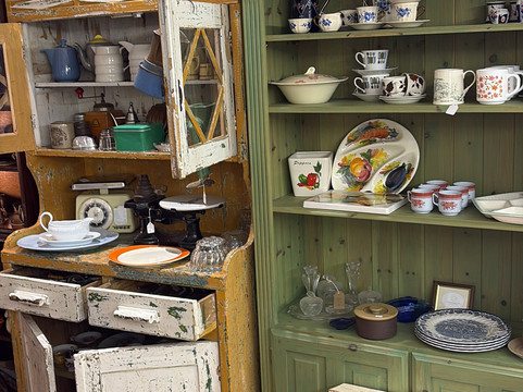 Cotswold Vintage Curios