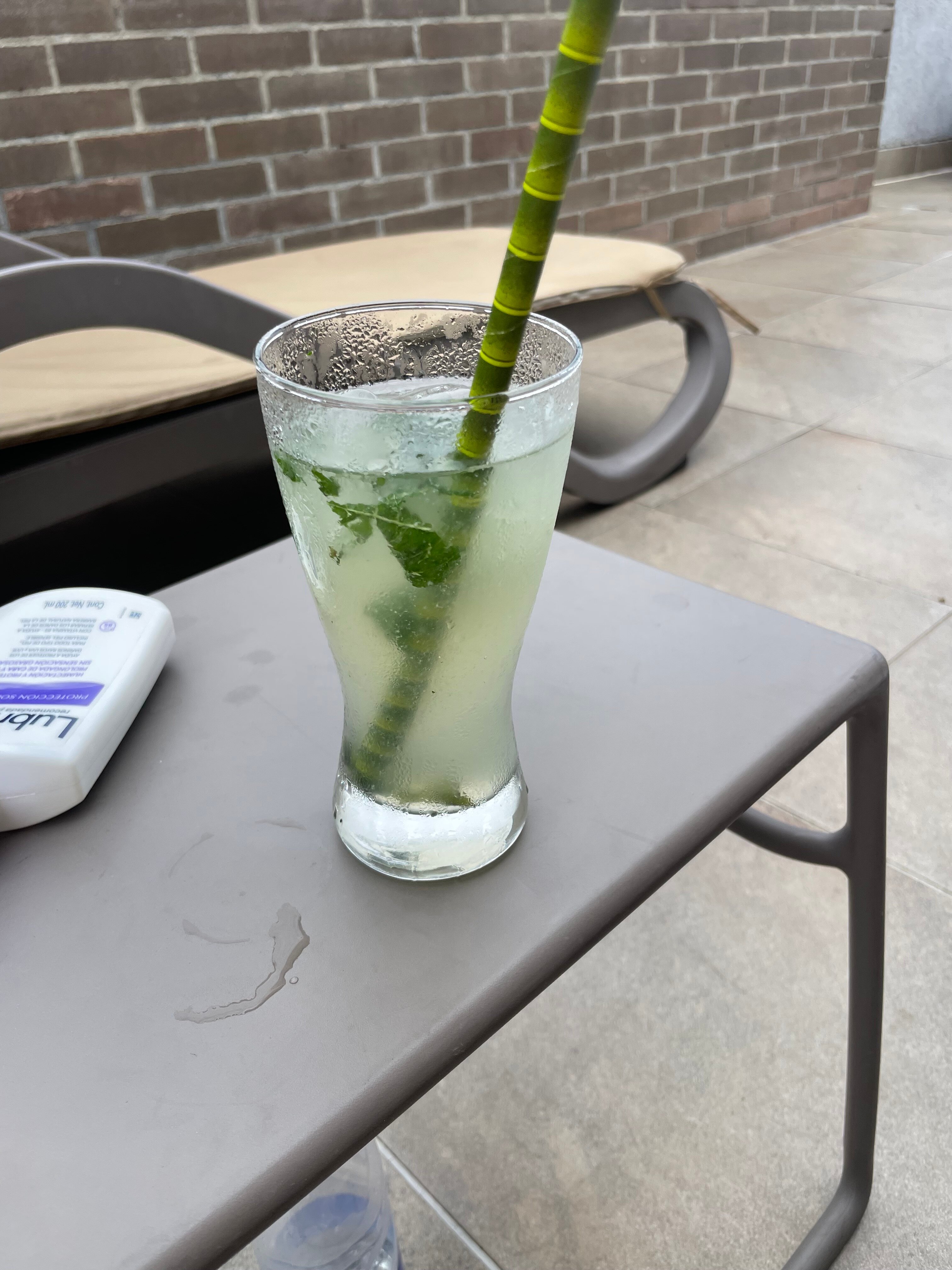 Hilton Garden Inn Cali Ciudad Jardin-泳池