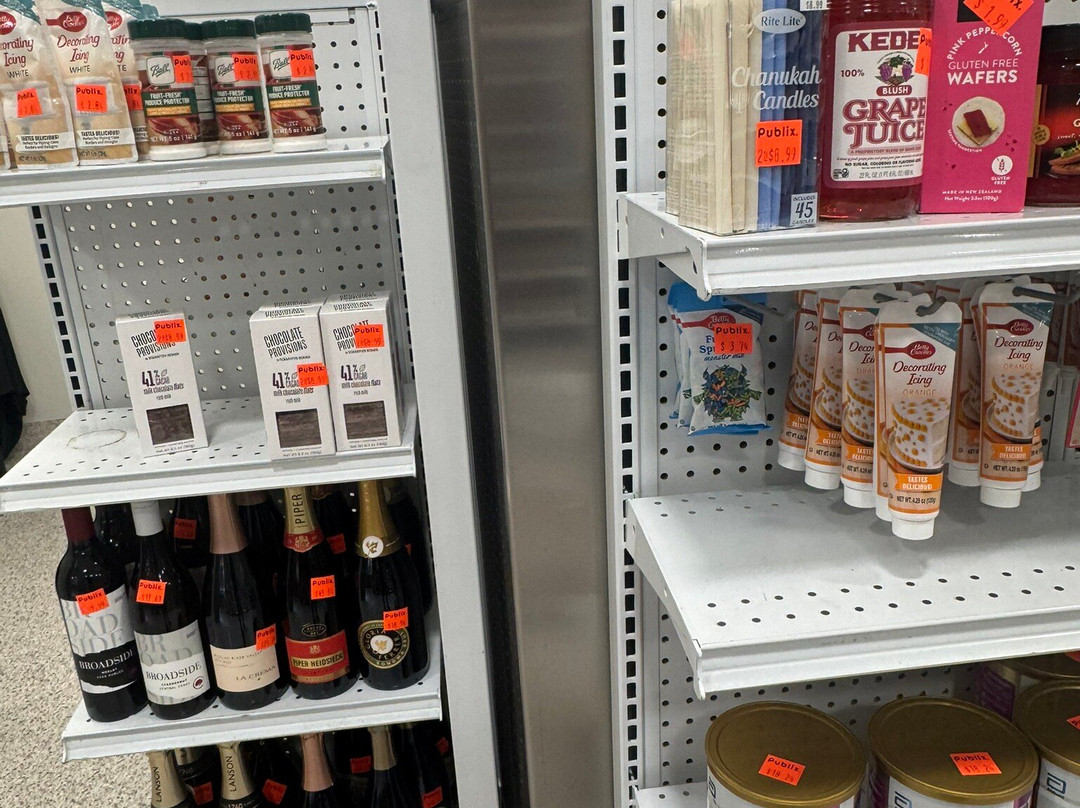 Publix Super Market At East Bay Plaza