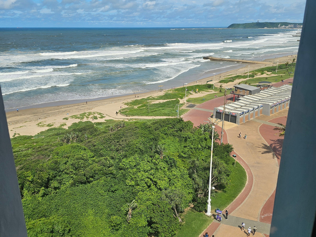 太阳广场阳光海岸酒店主图