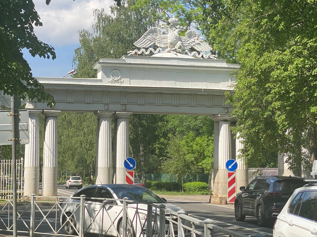 Nikolayevskiye Gates景点图片