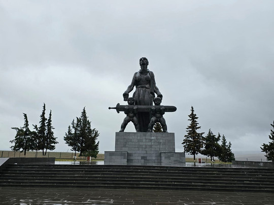 Get Vip Drive Tours-巴统必去景点