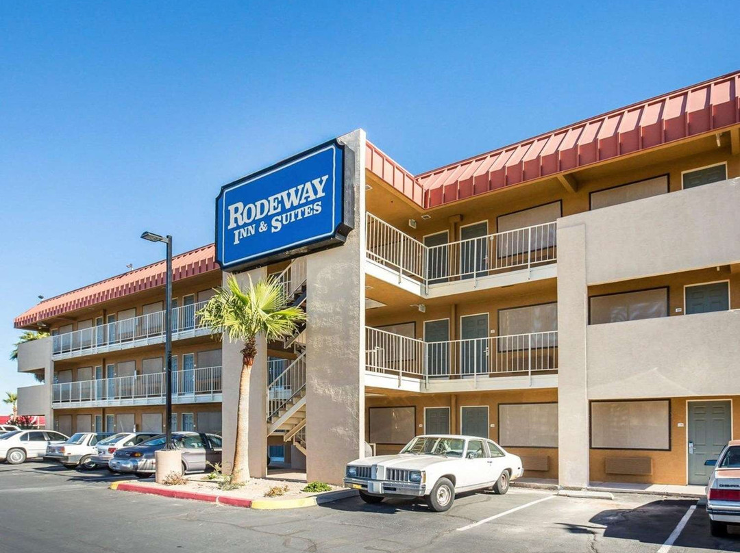 尼德尔斯酒店住宿-Rodeway Inn & Suites