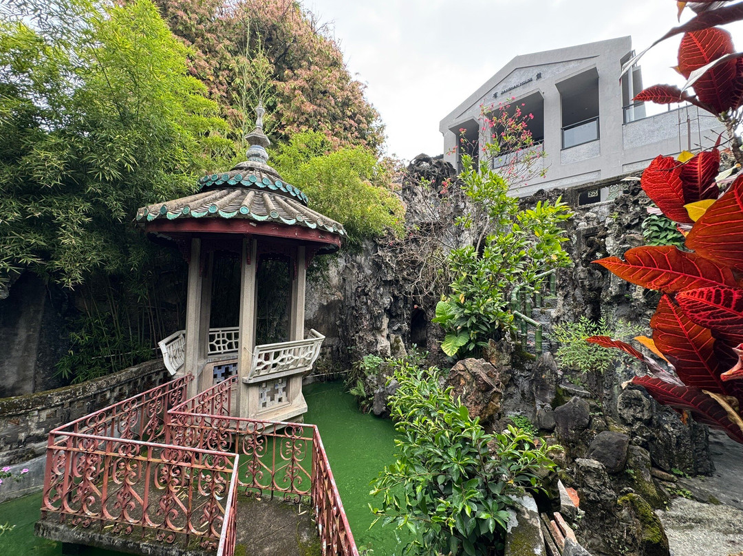 潮州古城有熊酒店主图