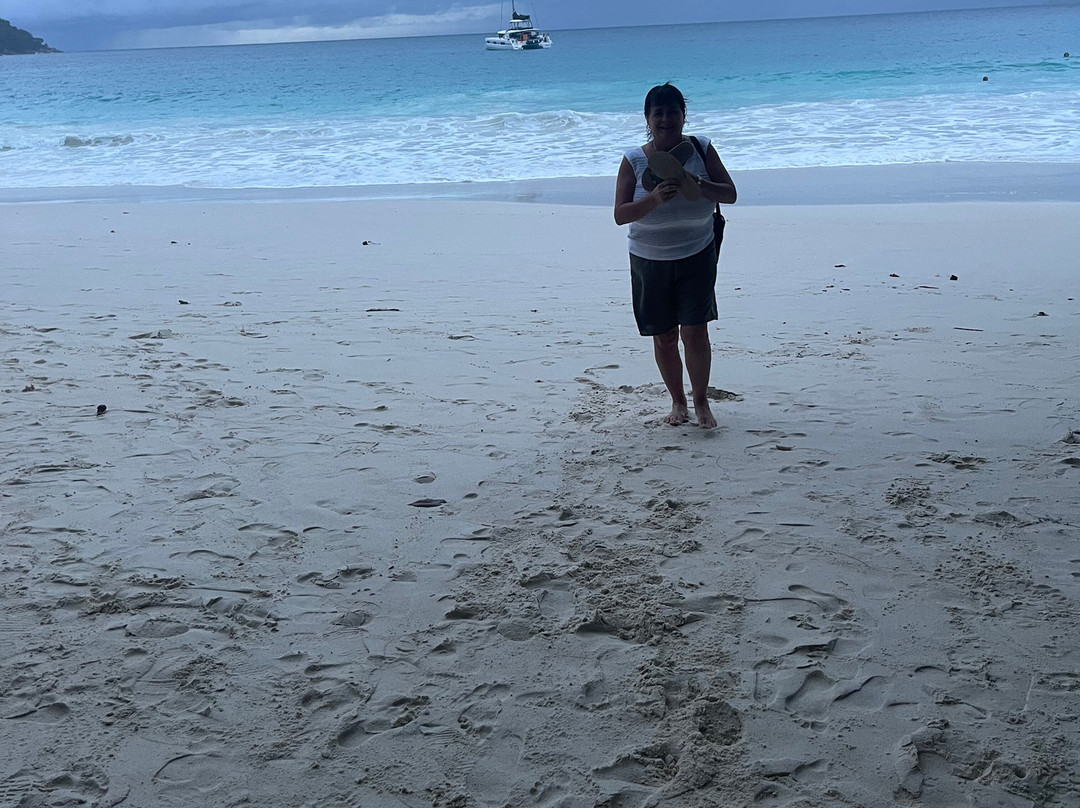 Coconut Services-Baie Ste Anne必去景点