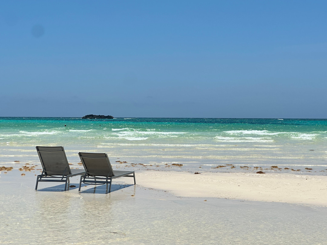 Gold Rock Beach-Lucayan National Park必去景点