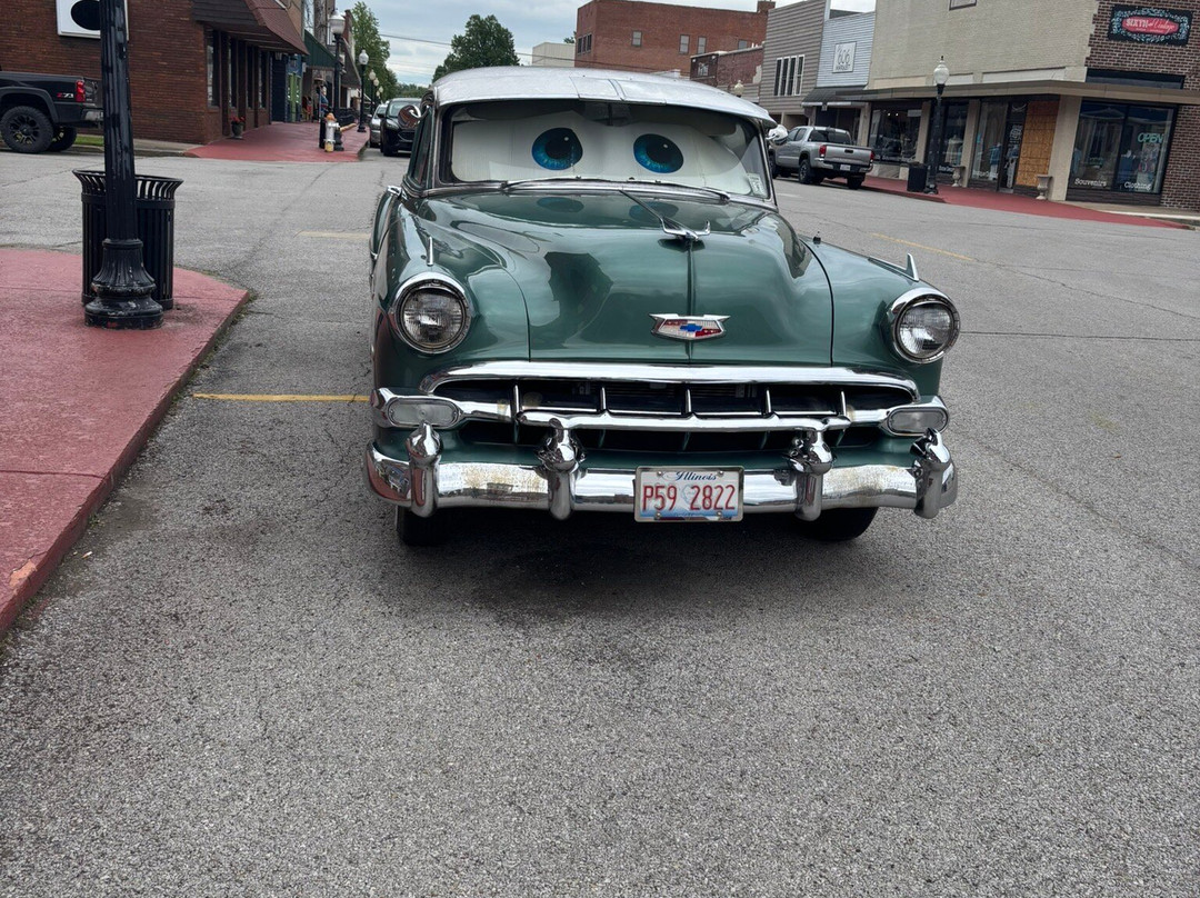 Superman Statue-Metropolis必去景点