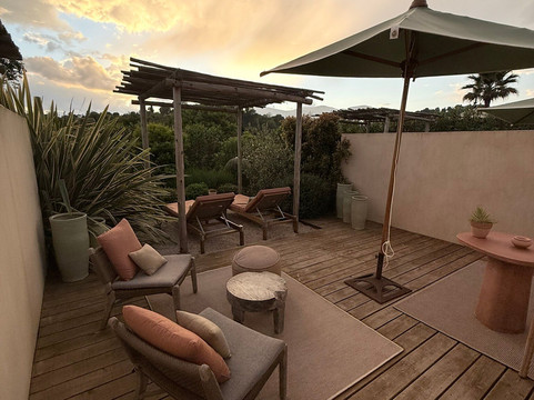 托勒布兰奇酒店主图