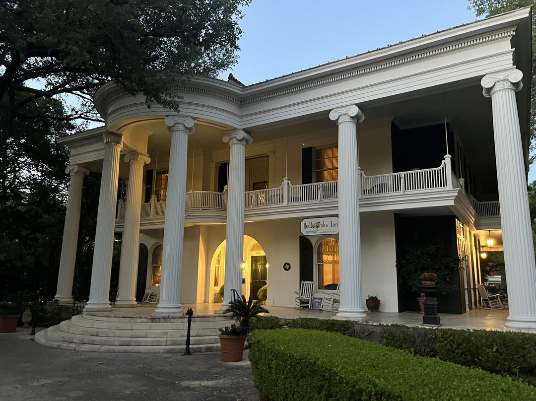 Belle Oaks Inn主图