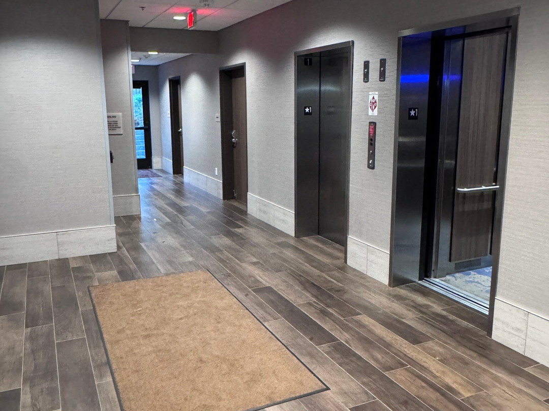 Comfort Suites Kennewick at Southridge主图