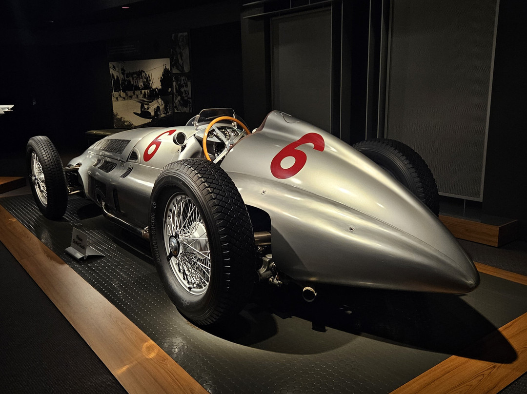 Revs Institute-那不勒斯必去景点