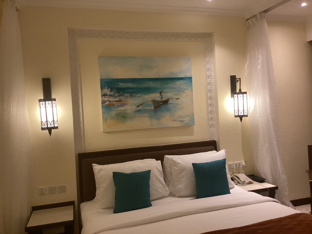 萨罗瓦白沙海滩度假Spa酒店主图