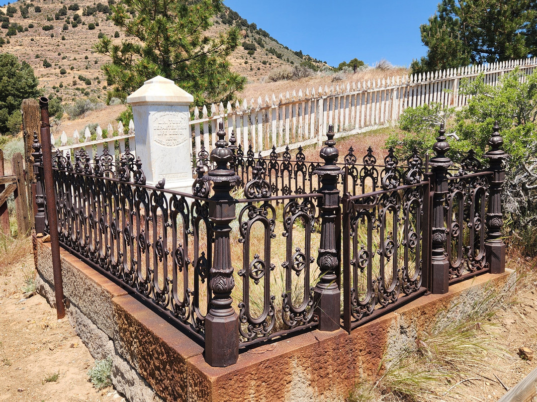 Silver Terrace Cemetery-弗吉尼亚市必去景点