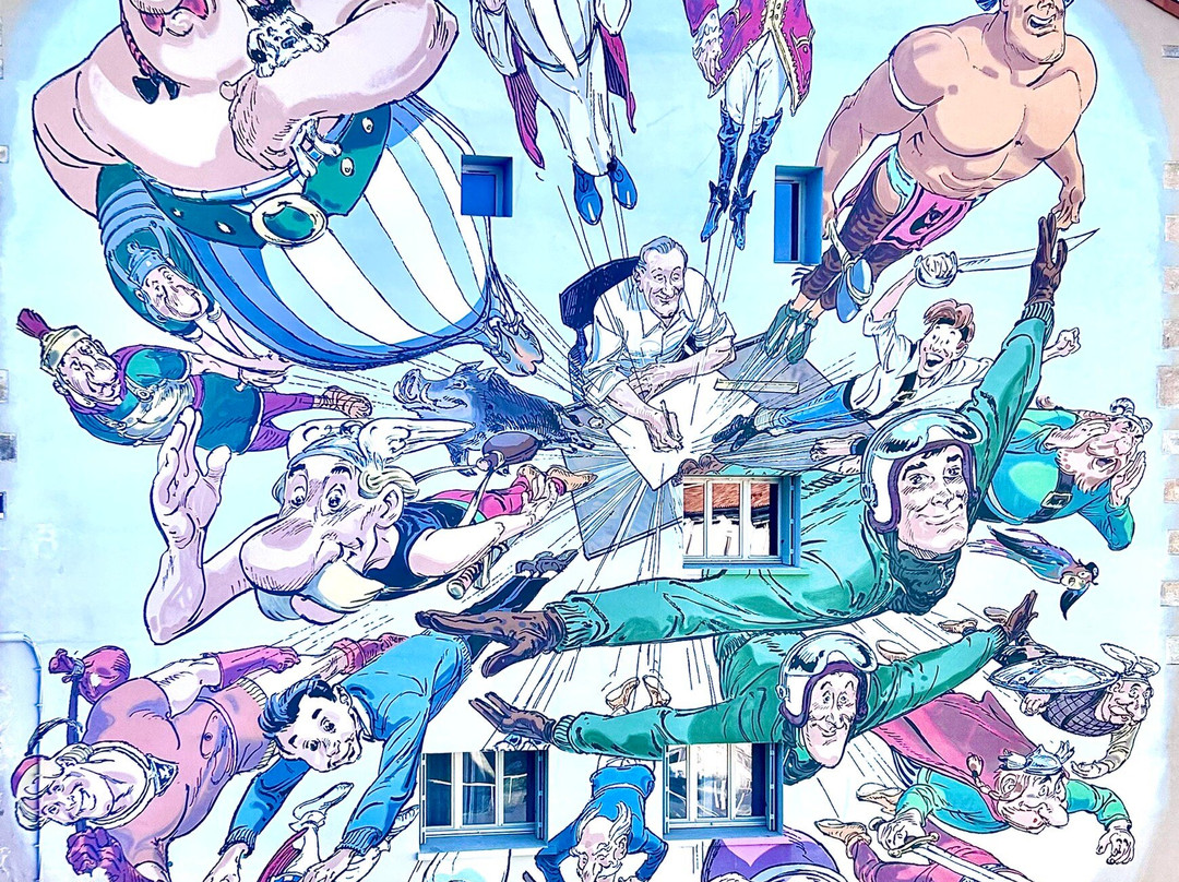 Les Murs Peints-安古兰必去景点