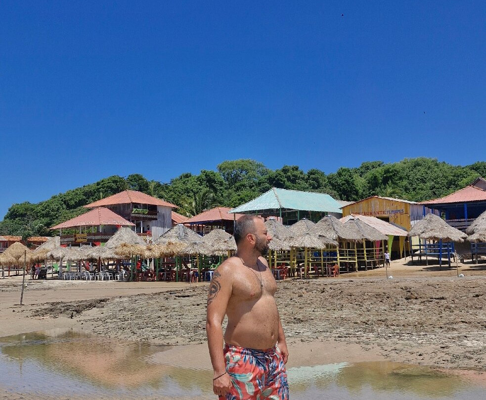 Praia do Pesqueiro-Soure必去景点