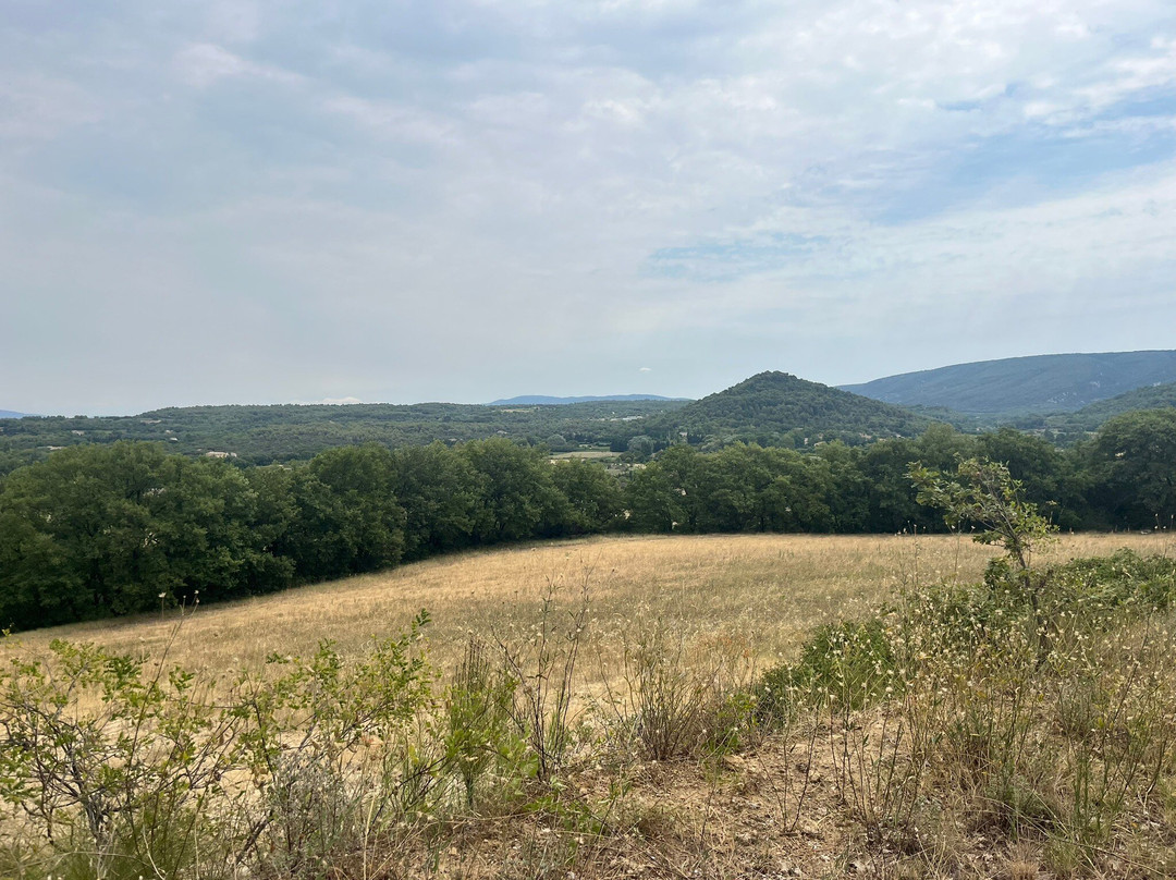 Le Domaine de la Citadelle-Menerbes必去景点