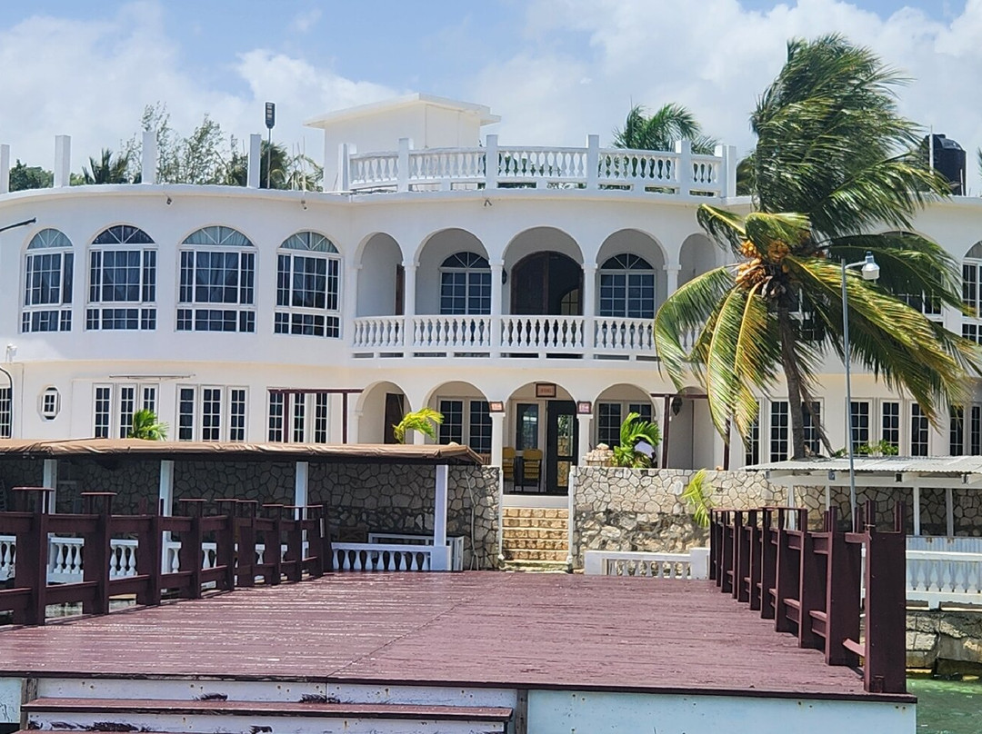 Waters Edge Villa主图