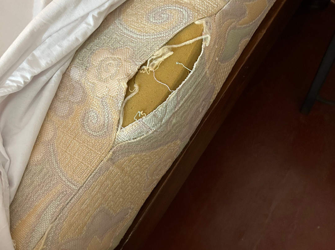 Crater Rim View主图