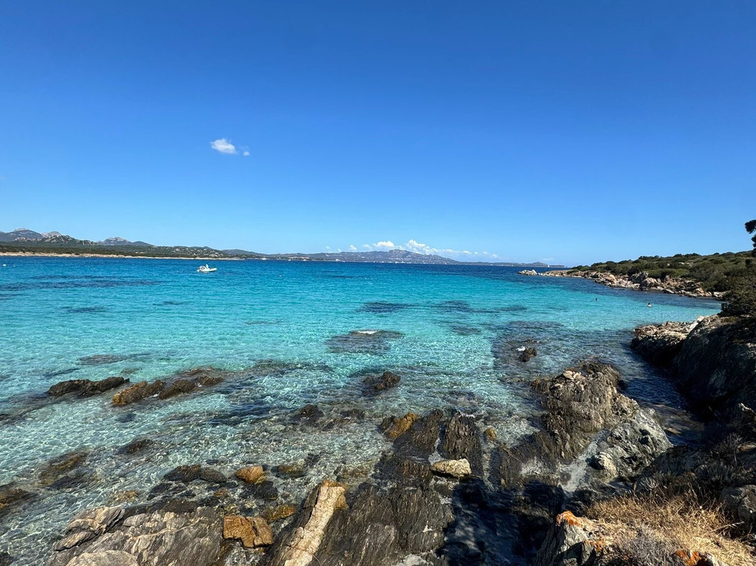 Baia De Bahas Apartments主图