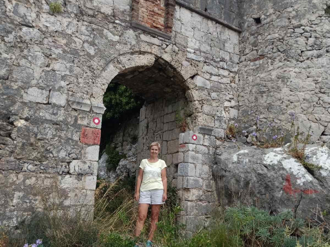 Haj-Nehaj Fortress-Sutomore必去景点