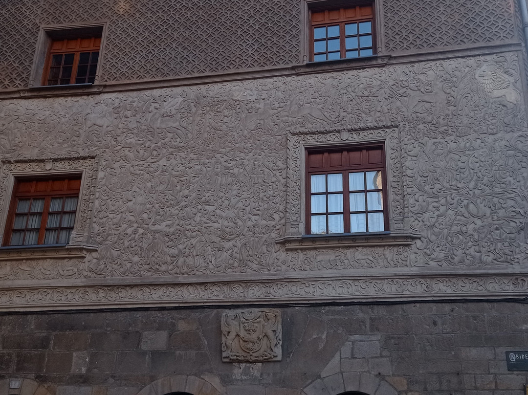 Jauregi Etxea-Bergara必去景点