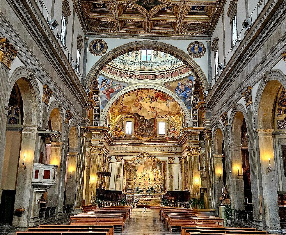Cattedrale dei Santi Florido e Amanzio-卡斯泰洛城必去景点