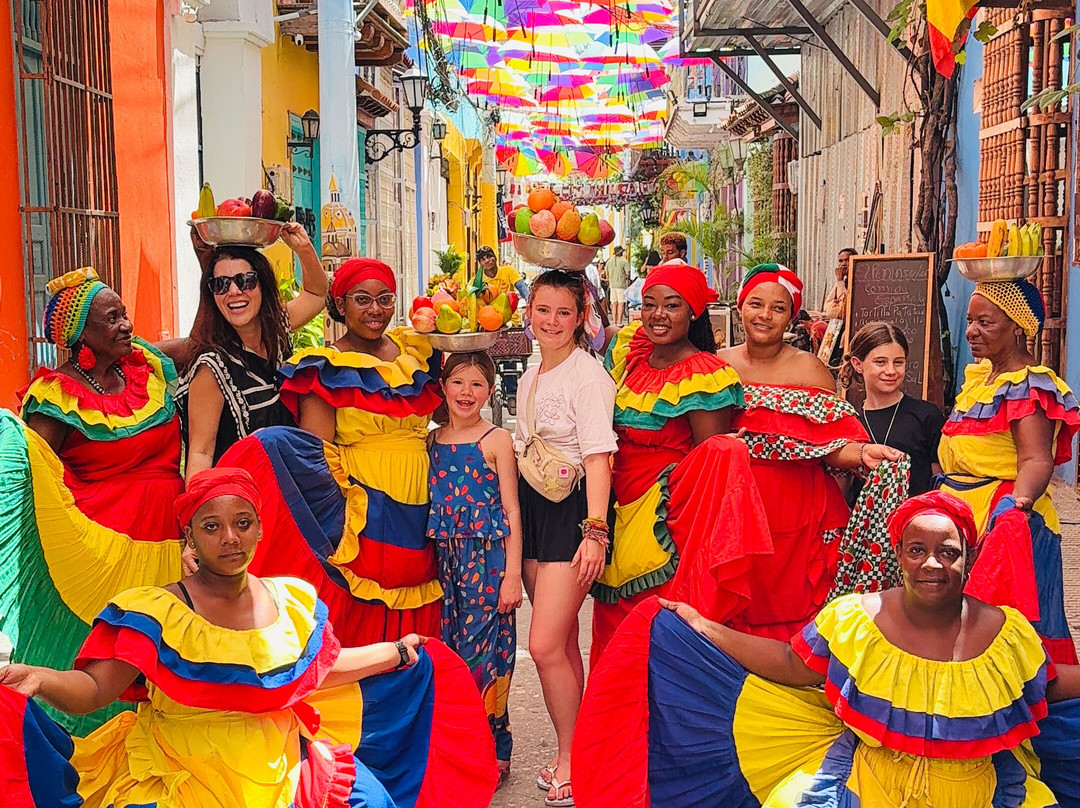 Rebecca Adventure Travel-阿约拉港必去景点