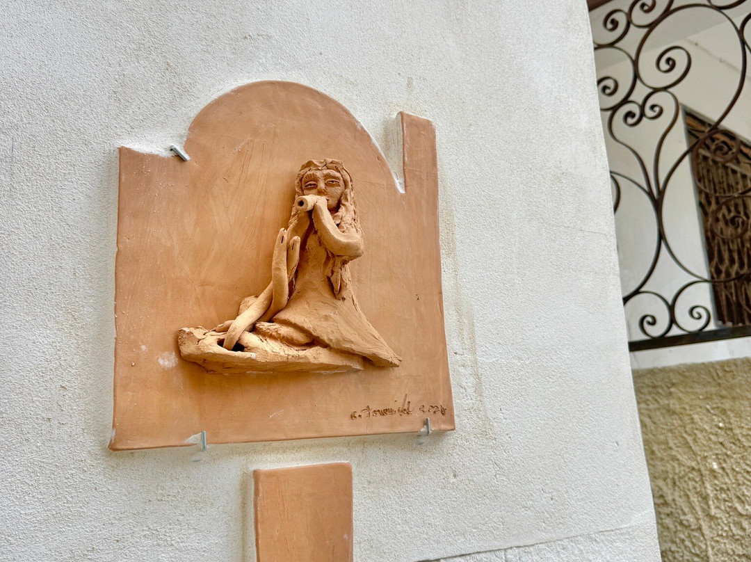 Ceramiche Frammichele-佩斯基奇必去景点