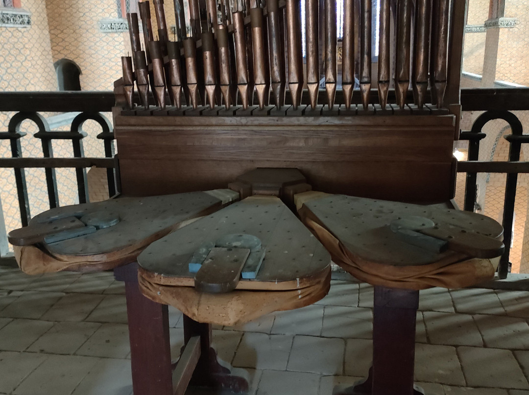 Abbaye Saint Pierre-Moissac必去景点