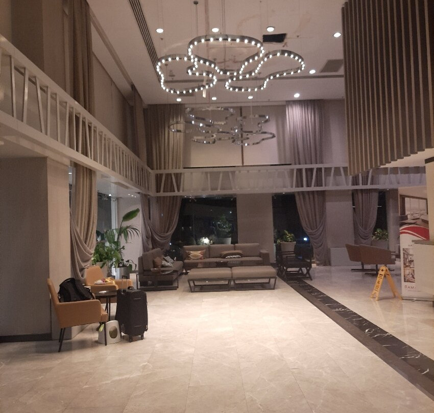 Ramada Hotel & Suites by Wyndham Izmir Kemalpasa主图