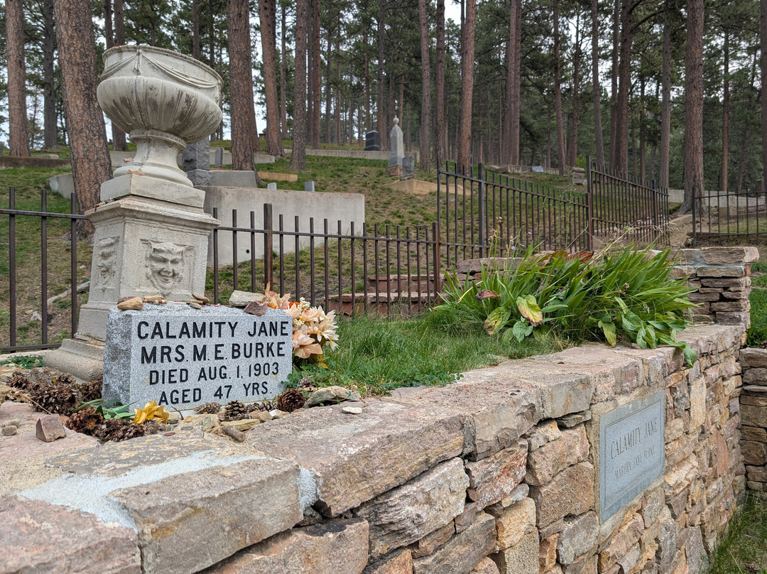 Mount Moriah Cemetery-戴德伍德必去景点