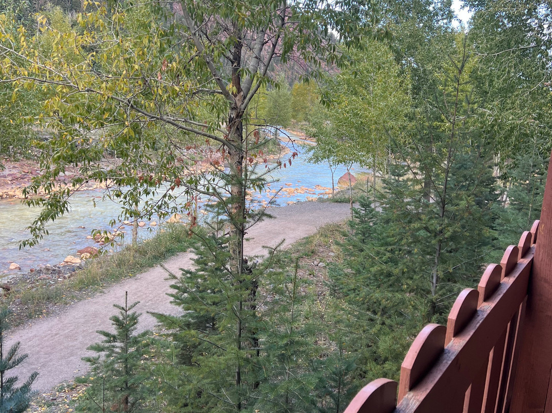 Hot Springs Inn主图