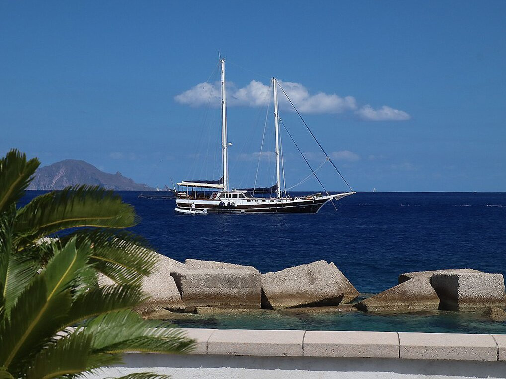 Sciara Sea Charter Crociere in Caicco-利帕里必去景点