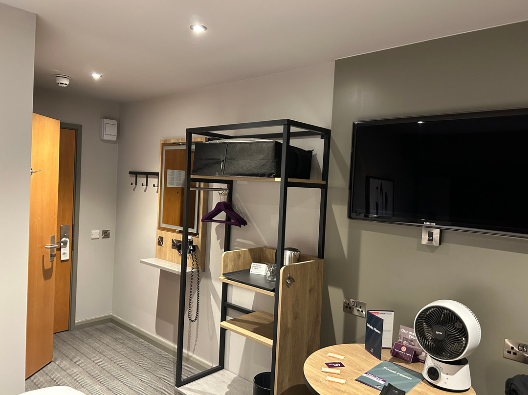 Premier Inn Horsham North (Horsham Station) hotel